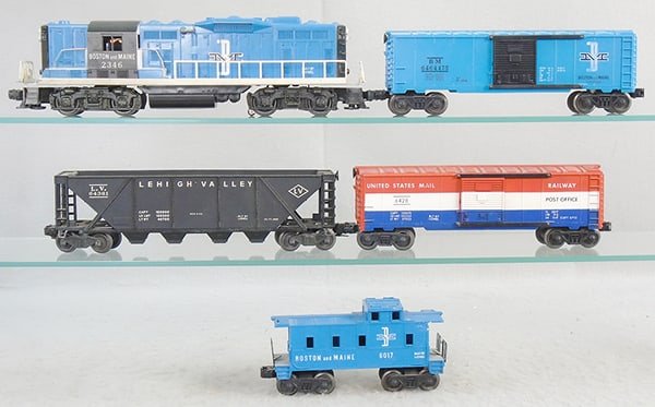LIONEL BOSTON & MAINE TRAIN SET (1 of 2)