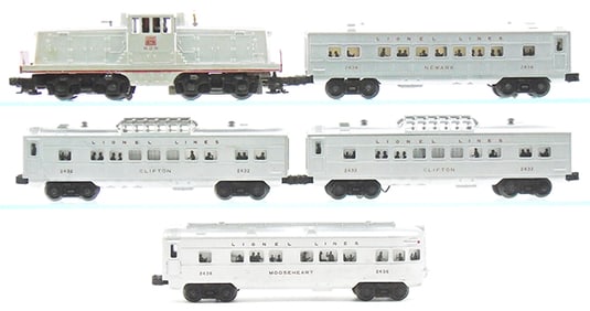 LIONEL TRAIN SET
