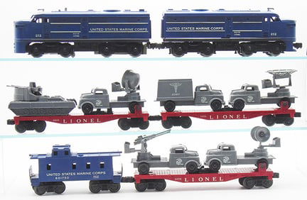 LIONEL X-646 US MARINE CORPS TRAIN SET