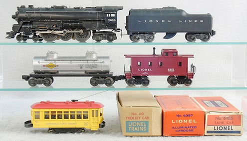LIONEL TRAIN SET