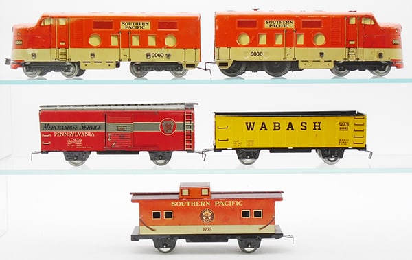 MARX 25249 SOUTHERN PACIFIC TRAIN SET (1 of 3)