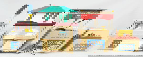 4 LIONEL ACCESSORIES