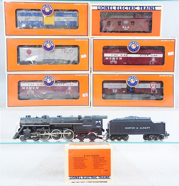 LIONEL B&A HUDSON TRAIN SET (1 of 2)