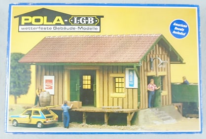 LGB 905 POLA FREIGHT SHED MODEL