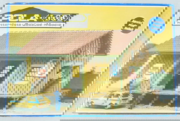 LGB 905 POLA FREIGHT SHED MODEL (1 of 1)