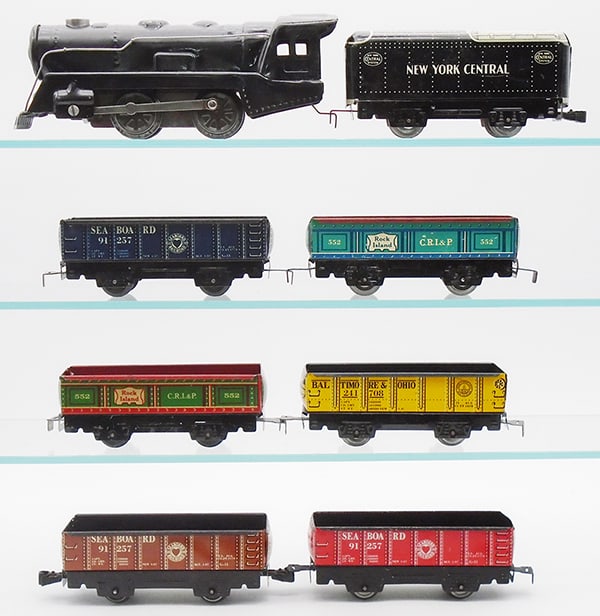 MARX FREIGHT TRAIN SET (1 of 2)