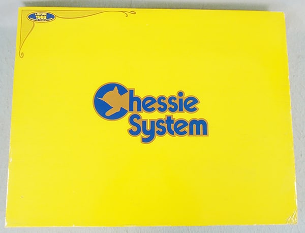 LIONEL 11705 CHESSIE SYSTEM TRAIN SET (1 of 2)