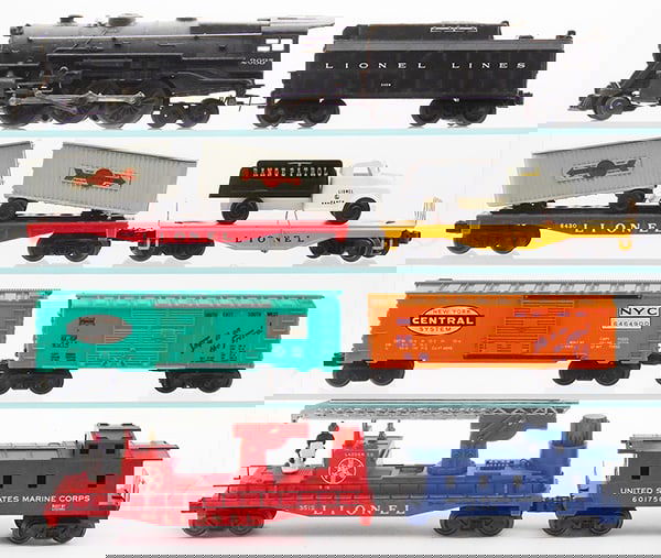 LIONEL TRAIN SET (1 of 2)
