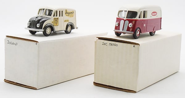 2 DE HANES MODEL ADVERTISING VANS (1 of 2)