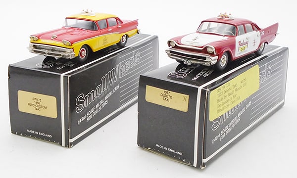 2 SMALL WHEELS TAXIS (1 of 2)