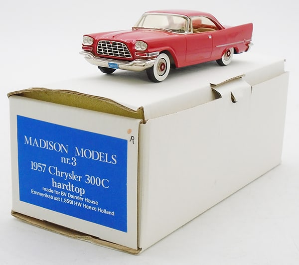 MADISON MODELS #3 1957 CHRYSLER (1 of 2)
