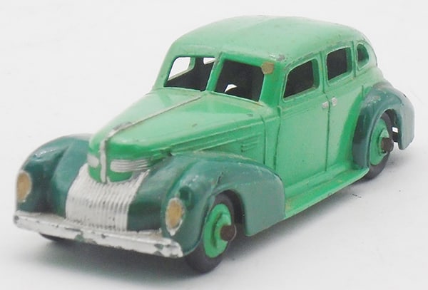 DINKY 39E CHRYSLER (1 of 2)