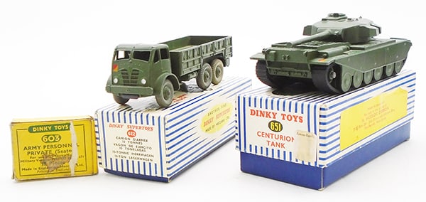 3 DINKY ARMY VEHICLES (1 of 2)