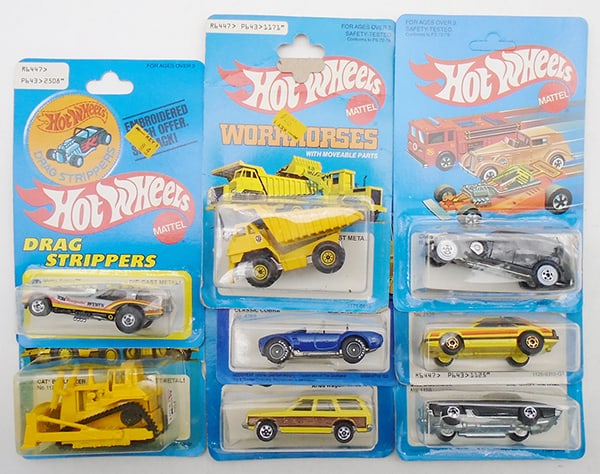 8 HOT WHEELS BLISTER PACKS (1 of 1)