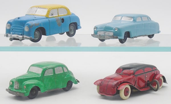 4 TOY VEHICLES (1 of 2)