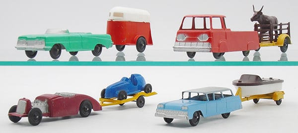4 TOOTSIETOY VEHICLES W/TRAILERS (1 of 2)
