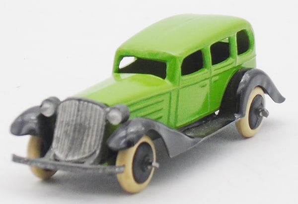 K.A. BIRK 1932 GRAHAM SEDAN (1 of 2)