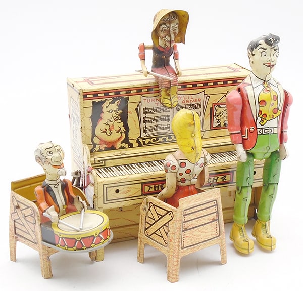 UNIQUE ART LI'L ABNER DOGPATCH BAND (1 of 2)