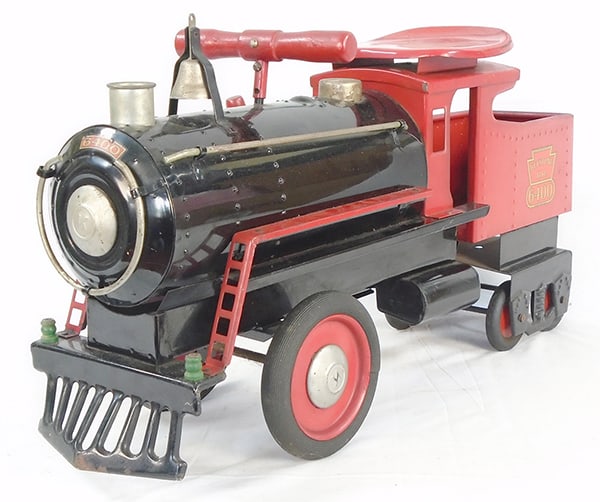 KEYSTONE 6400 RIDE-ON LOCO: painted pressed steel, 26" long, whistle working, C8.