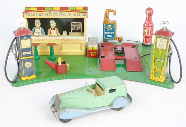 MARX ROADSIDE REST SERVICE STATION (1 of 2)