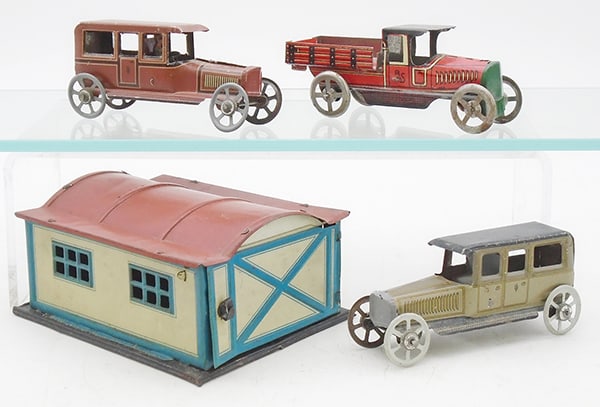 GARAGE & AUTOS PENNY TOYS (1 of 2)