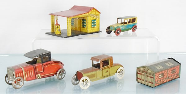 DISTLER & FISCHER PENNY TOYS (1 of 2)