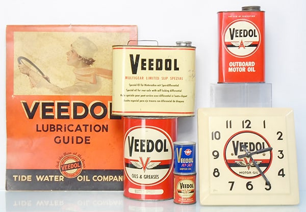 VEEDOL OIL LOT (1 of 2)