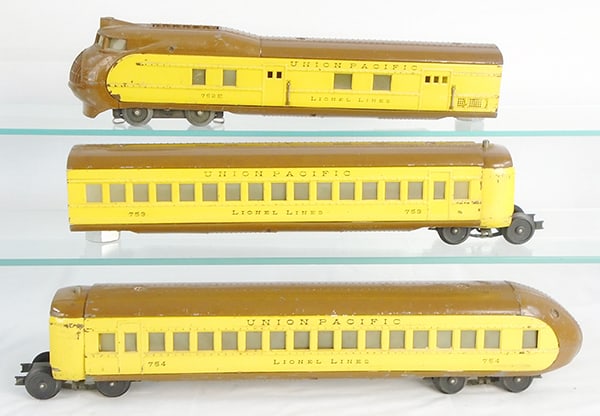 LIONEL CITY OF PORTLAND TRAIN SET: O ga, 752E power car, pick ups replaced, 753 Pullman, 754 obsv, C6.
