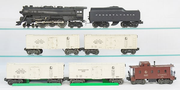 LIONEL MILK TRAIN SET (1 of 2)