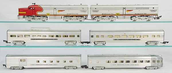 AMERICAN FLYER SANTA FE TRAIN SET (1 of 1)