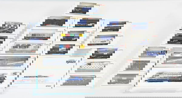 MARKLIN MAGAZINE ANNUAL TRAIN SET (1 of 1)