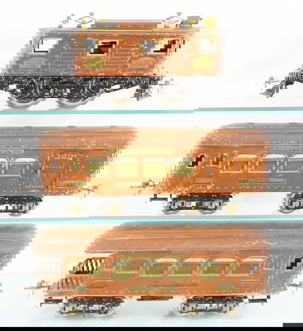 IVES TRAIN SET (1 of 2)