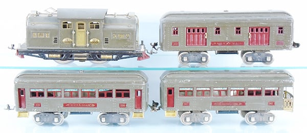 LIONEL TRAIN SET