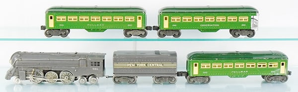 LIONEL TRAIN SET: O ga, 221 loco, gray, aluminum wheels, 221W tender, gray, minor decal wear, 2 #2440 Pullmans, 2441 obsv, cars are 2-tone green w/yellow inserts, flying shoe trucks on cars, all silver lettering on car