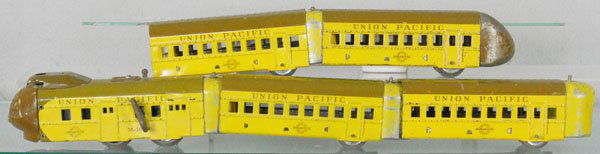 HAFNER M10000 UP TRAIN SET: O ga, loco is windup working, w/battery headlight, 3 coaches & obsv, C4-5.