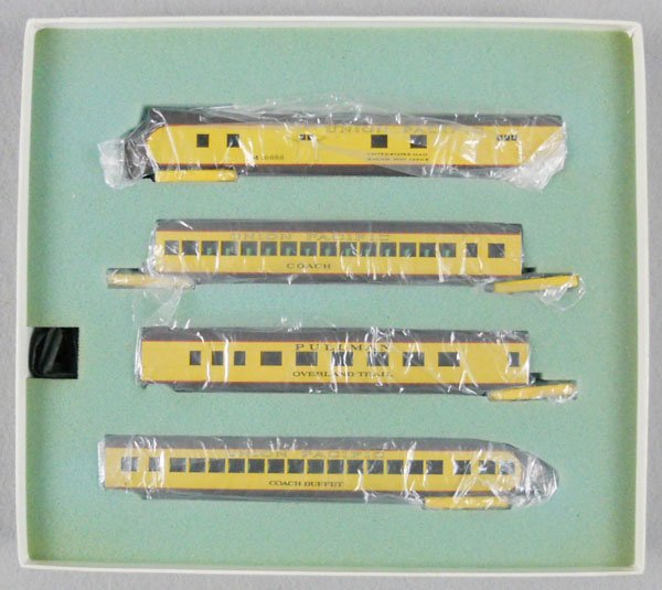 AHM UP CITY OF SALINA TRAIN SET: HO ga, 2-rail, 4 cars, orig box & insert, C9-10.