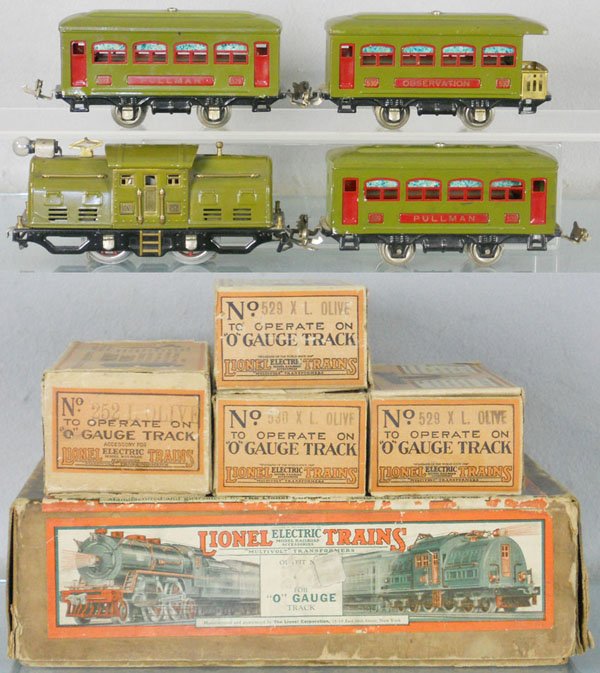 LIONEL 294 TRAIN SET: O ga, 252 loco, 1 coupler broken, 2 #529 Pullmans, 530 obsv, orig boxes & set box worn, C6-7.