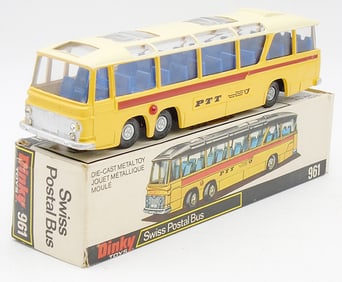 DINKY 961 SWISS POSTAL COACH