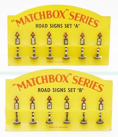 2 MATCHBOX ROAD SIGN SETS