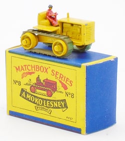 MATCHBOX 8A4 CATERPILLAR TRACTOR