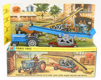 CORGI GS47 TRACTOR & CONVEYOR