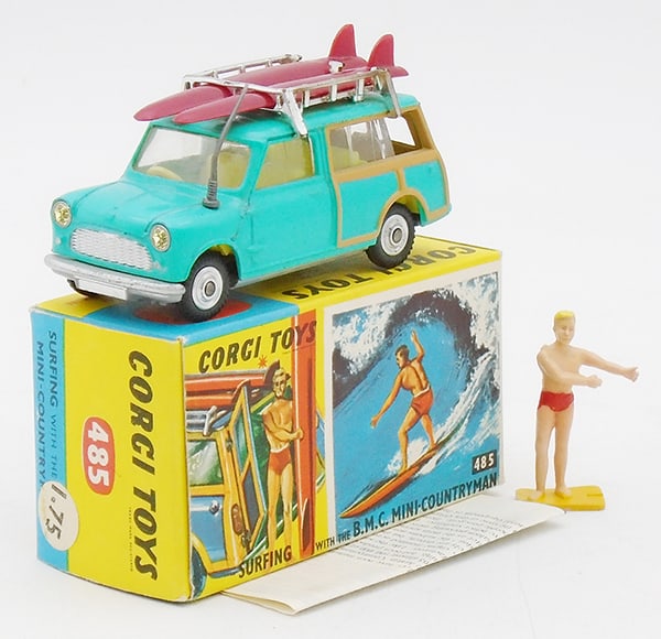 CORGI 485 SURFING MINI-COUNTRYMAN (1 of 2)