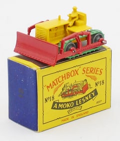 MATCHBOX MOKO 18A1 CATERPILLAR BULLDOZER