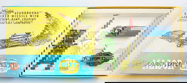 CORGI 654 BRISTOL BLOODHOUND