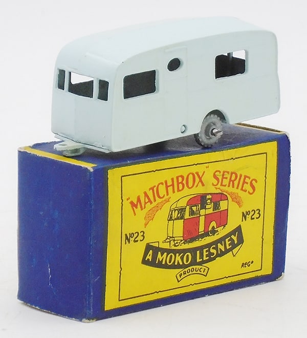 MATCHBOX MOKO 23A1 CARAVAN (1 of 2)