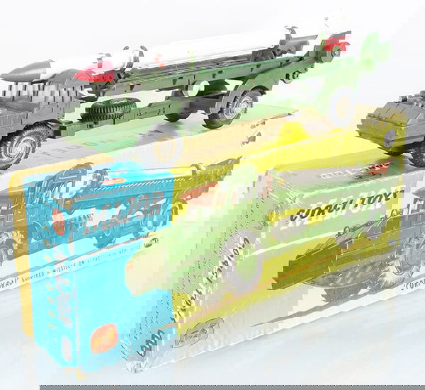 CORGI 1113 CORPORAL MISSILE VEHICLE (1 of 2)