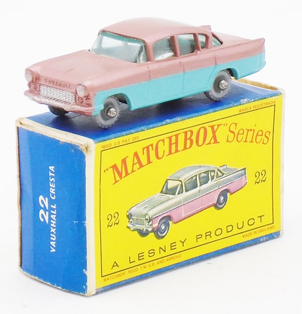 MATCHBOX 22B7 VAUXHALL CRESTA (1 of 2)