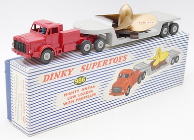 DINKY 986 MIGHTY ANTAR W/PROPELLER