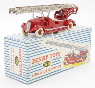FRENCH DINKY 32D DELAHAYE FIRE TRUCK