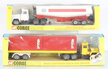 2 CORGI MAJOR VEHICLES